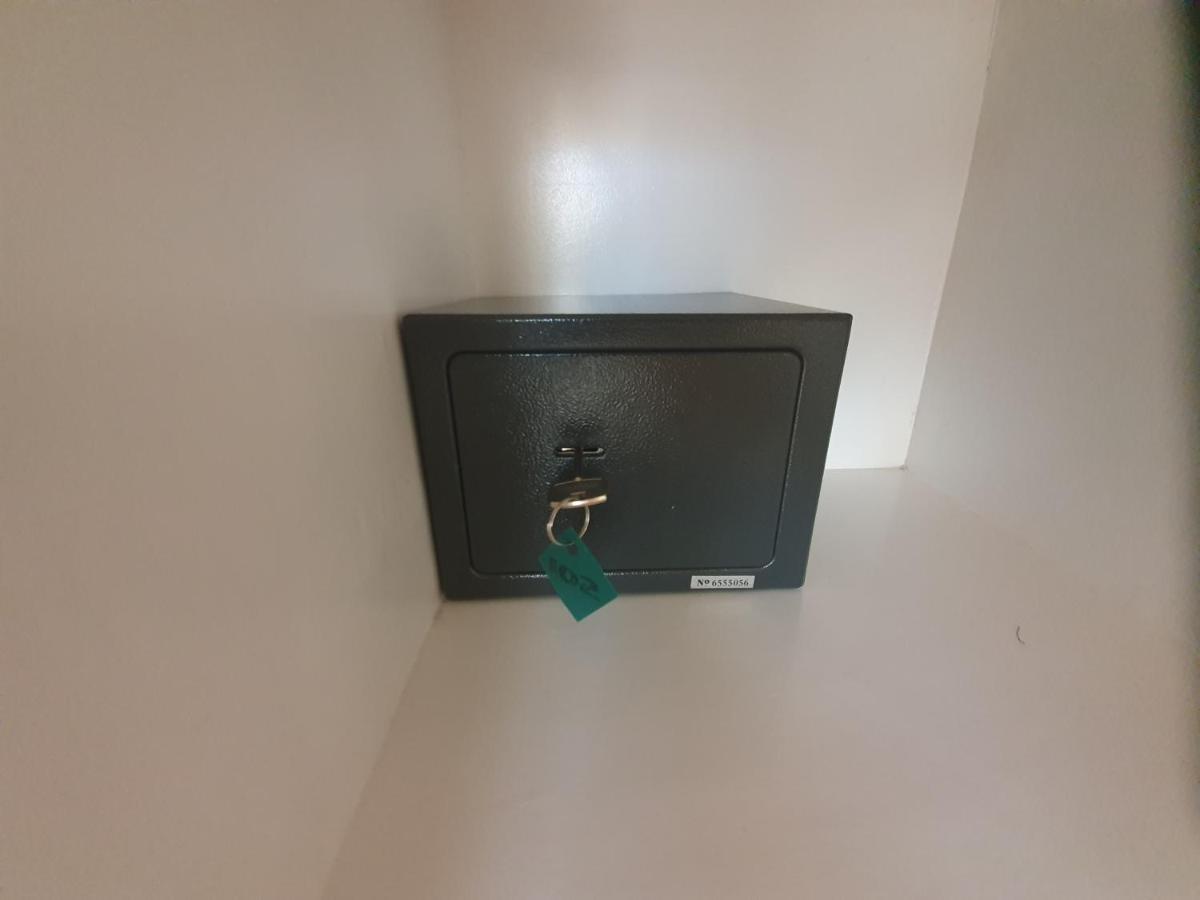 Clubboracay Apartelle Balabag  Bagian luar foto