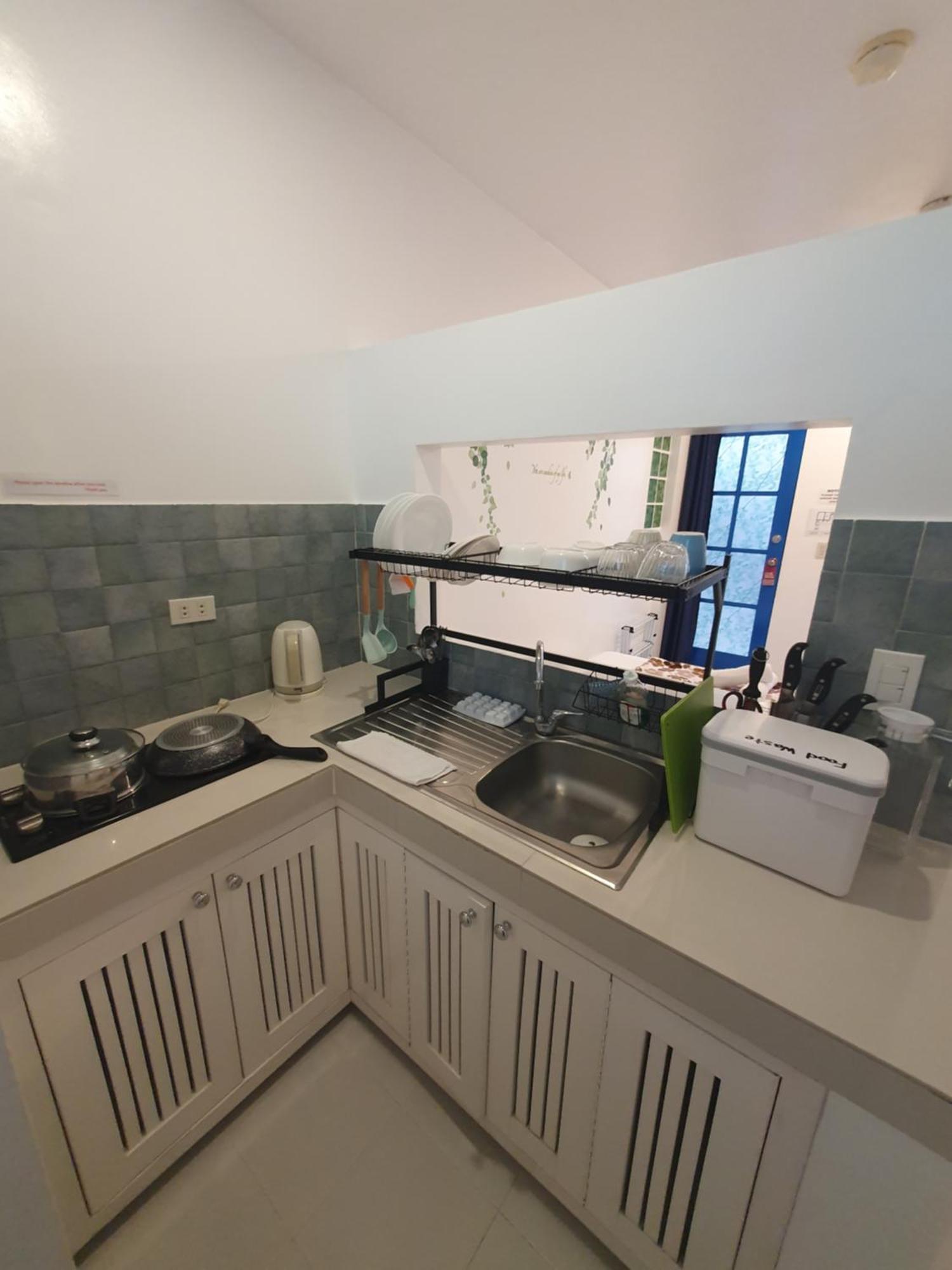 Clubboracay Apartelle Balabag  Bagian luar foto