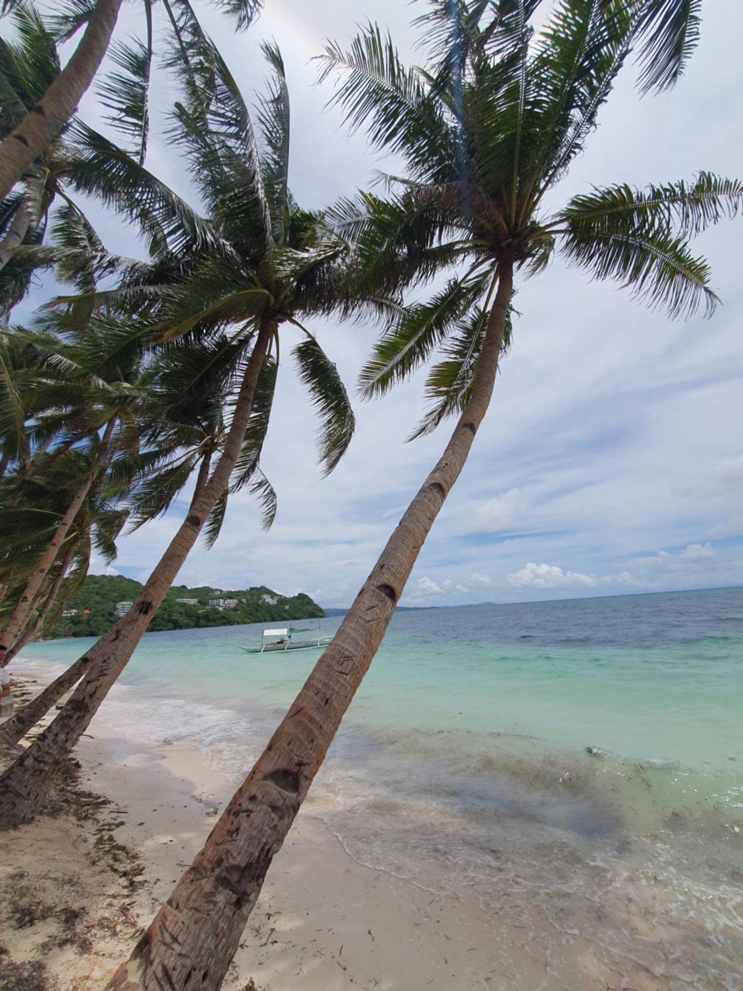 Clubboracay Apartelle Balabag  Bagian luar foto